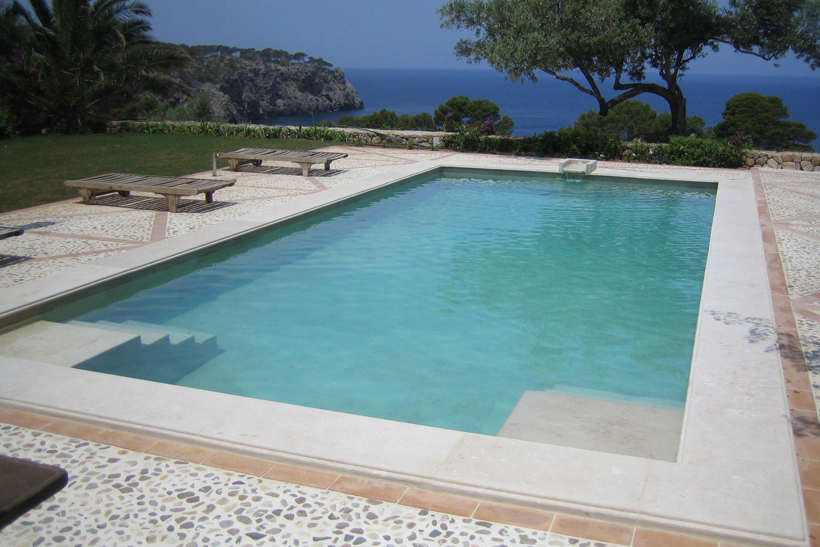 foto piscina inicio 03